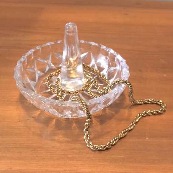 Vintage Crystal Glass Ring Holder 💍 - Picture 2 of 4